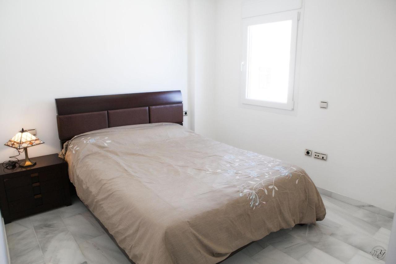 Luxury Puerto Banus Penthouse With Parking & Wi-Fi Appartement Marbella Buitenkant foto