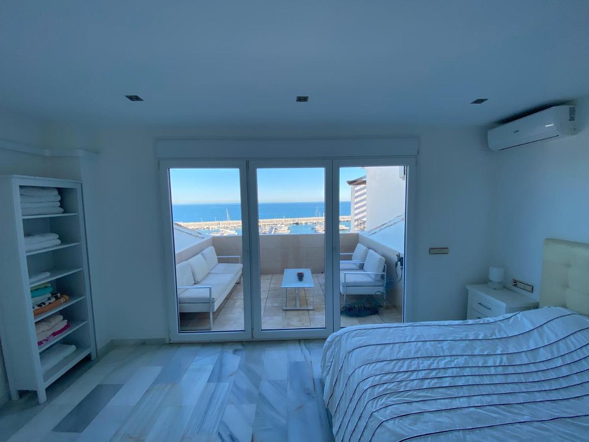 Luxury Puerto Banus Penthouse With Parking & Wi-Fi Appartement Marbella Buitenkant foto