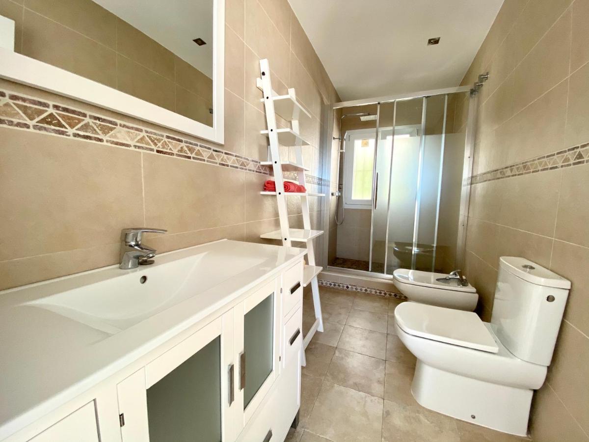 Luxury Puerto Banus Penthouse With Parking & Wi-Fi Appartement Marbella Buitenkant foto