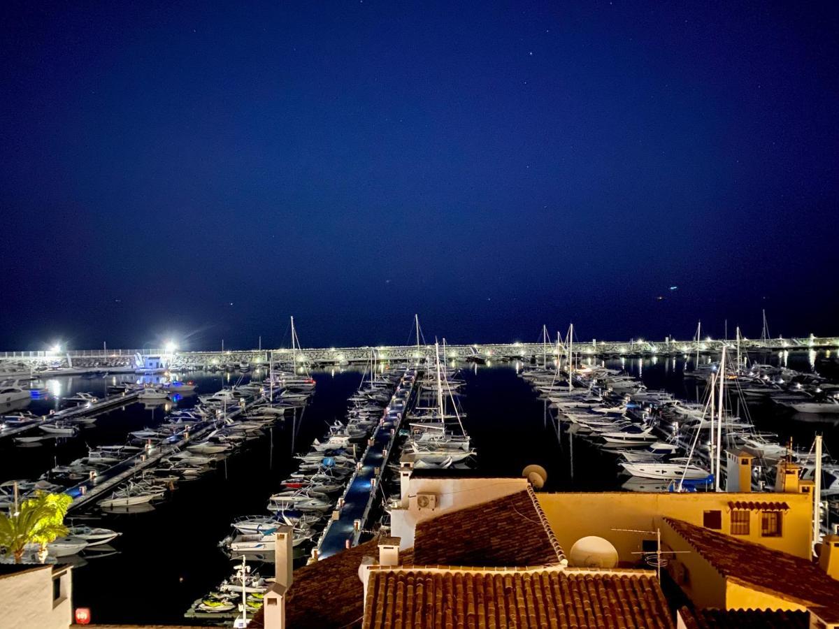 Luxury Puerto Banus Penthouse With Parking & Wi-Fi Appartement Marbella Buitenkant foto
